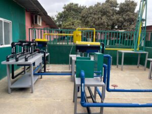 Laboratórios de Perfuração e Produção Petrolífera/ Instituto Médio Politécnico de Geociências 